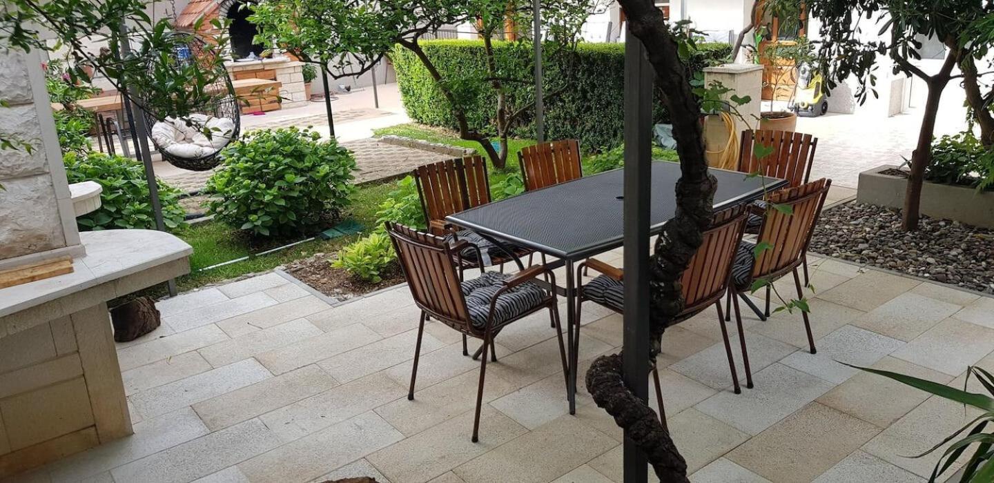 Apartments Mila Макарска Екстериор снимка