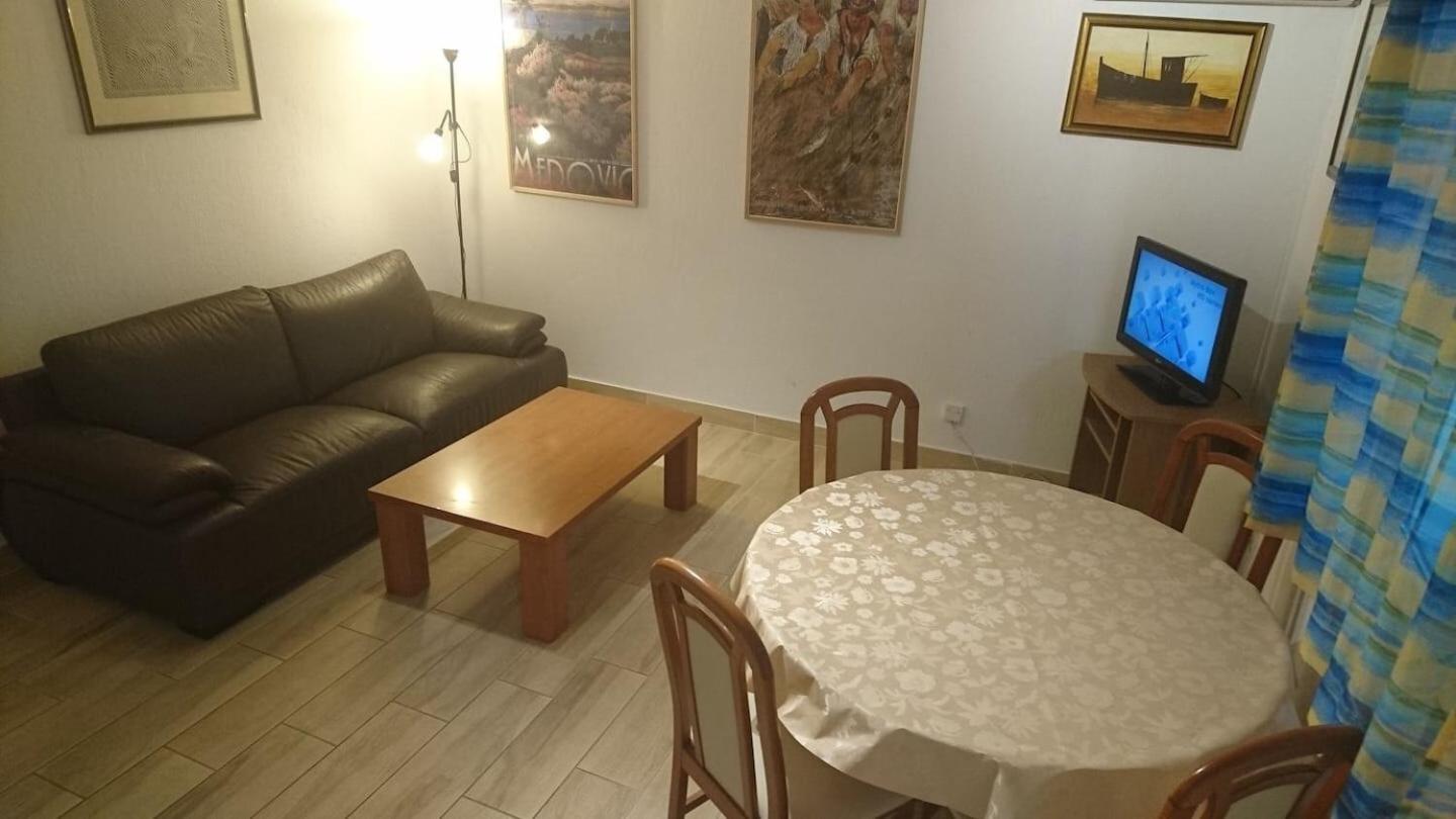 Apartments Mila Макарска Екстериор снимка