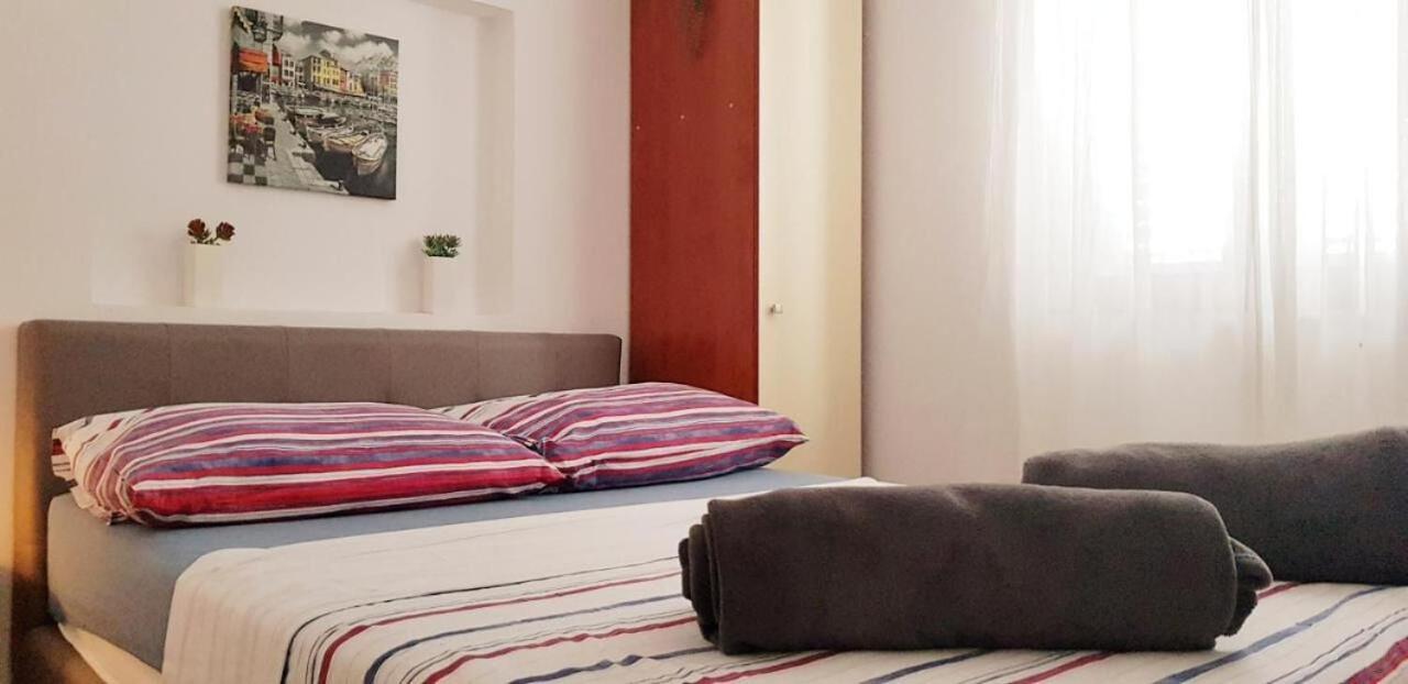 Apartments Mila Макарска Екстериор снимка